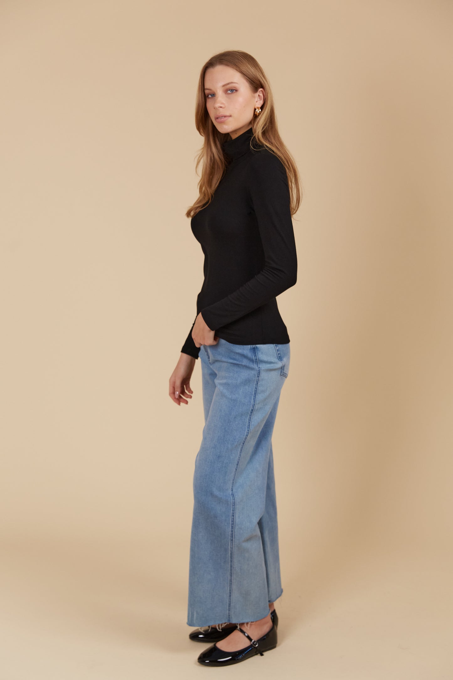 Naria Roll Neck Top