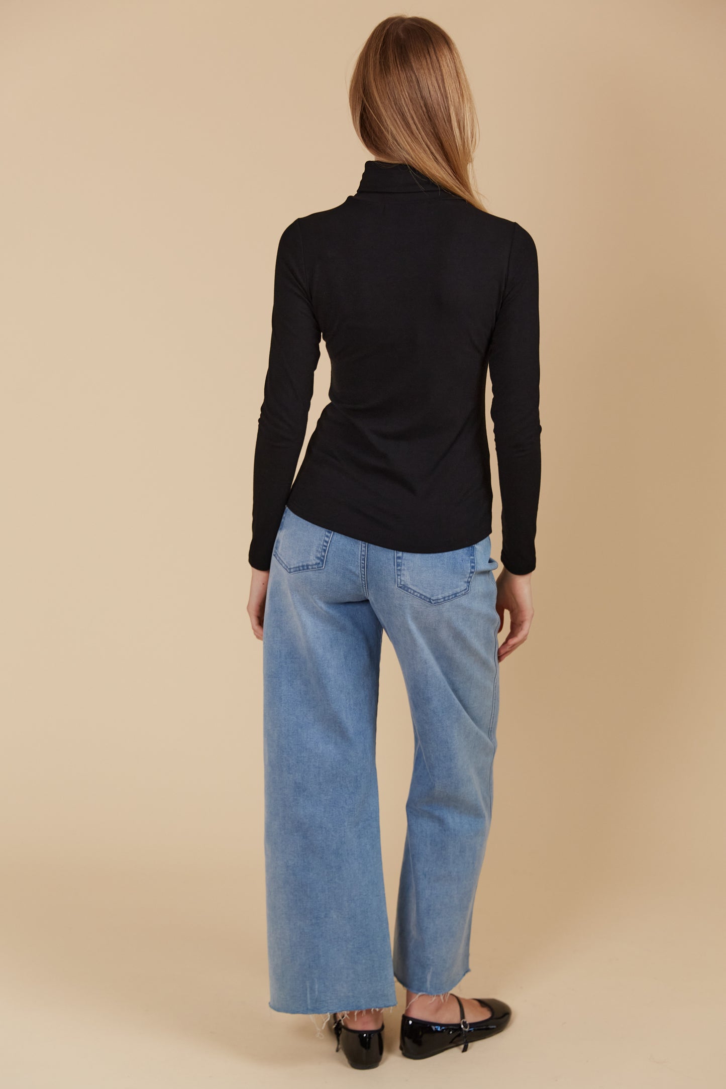 Naria Roll Neck Top