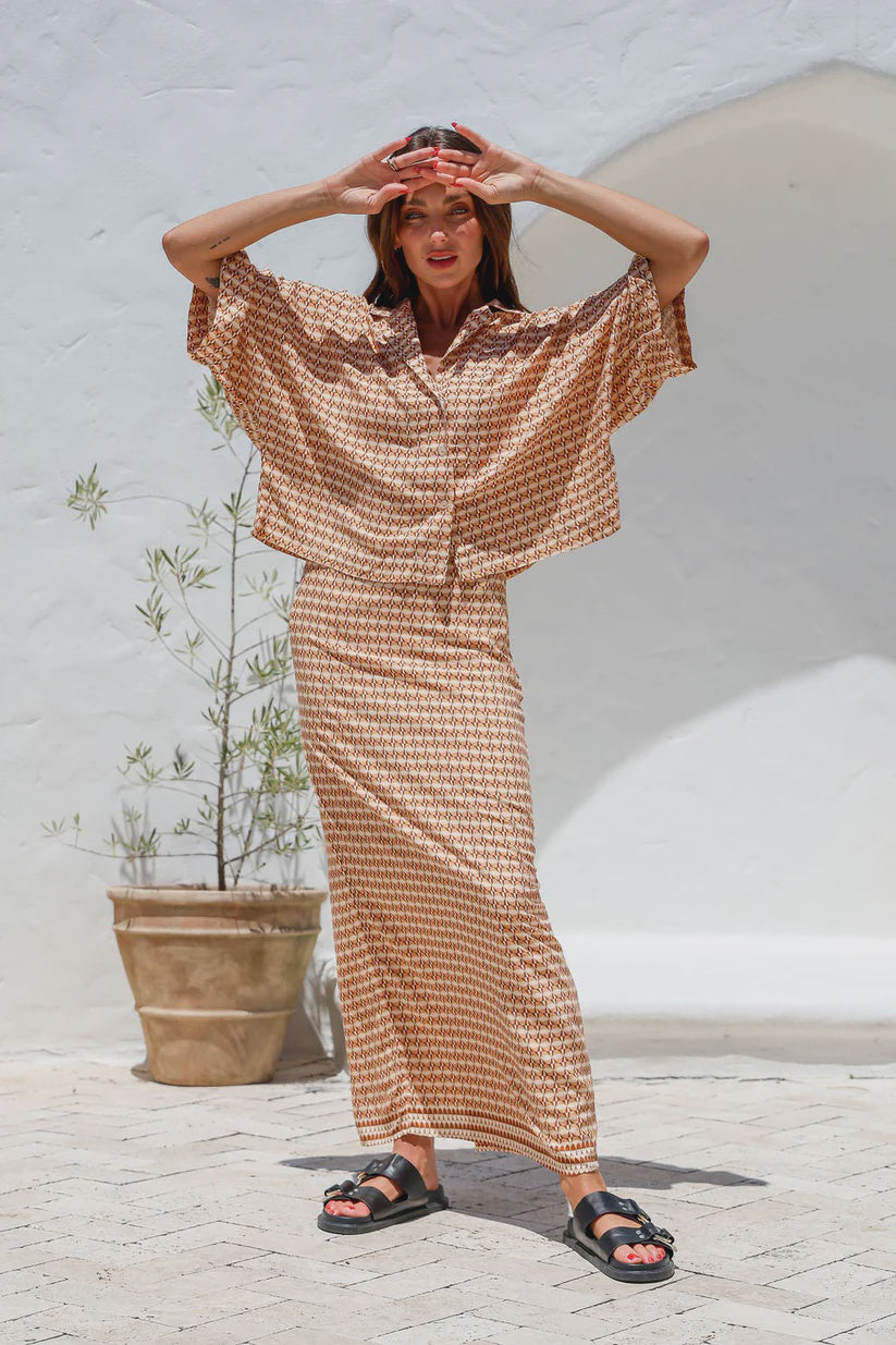 Helinski Boxy Crop Shirt