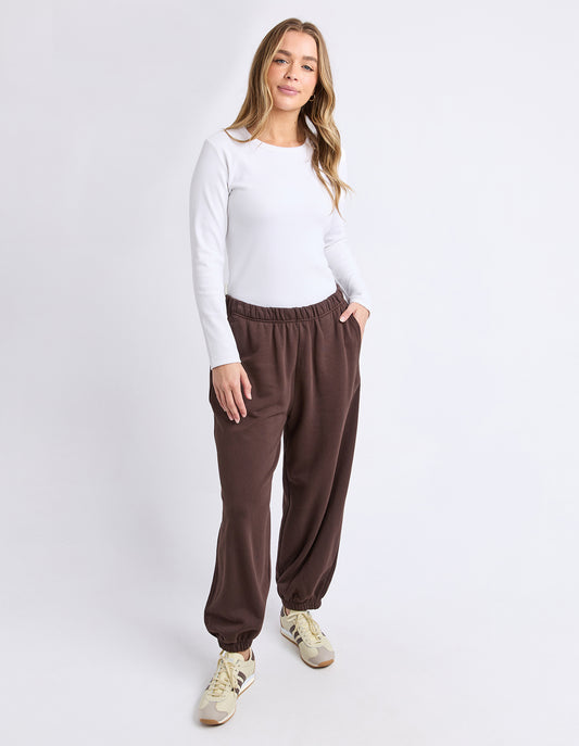 Foundation Barrel Trackpant